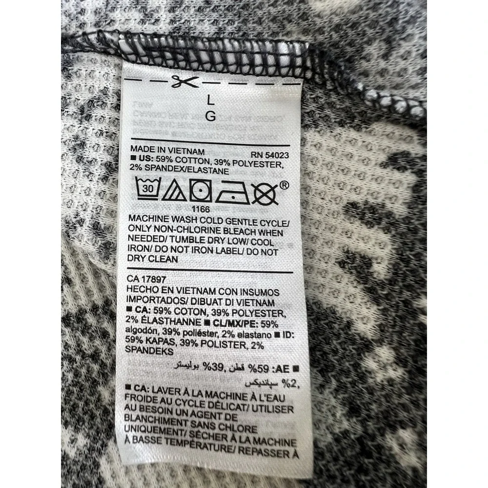 Old Navy NWT Woman Juniors L Nordic Fair Isle Black/Gray Waffle Knit Thermal Top